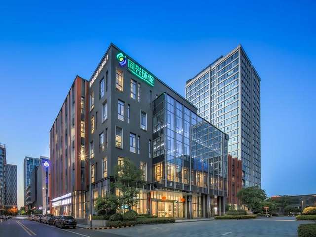 安徽橡胶原料医用pvc地板厂家